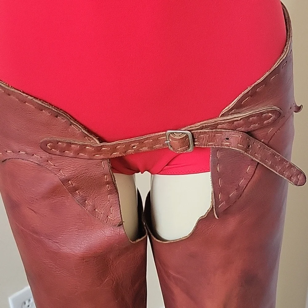 Vintage Chaps - Picture 2 of 12